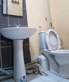 Двухкомнатная квартира в цокольном этаже ПОДВАЛ