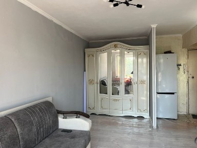 1комн кв 9 мкр возле базара