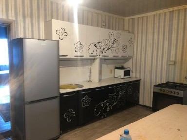 Шу қаласы барак үй сатылады.