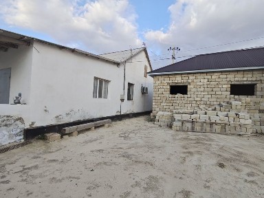 Бейбарыс көшесінде үй сатылады