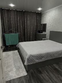 Универсам Скаткова 127 сдается 2х ком квартира