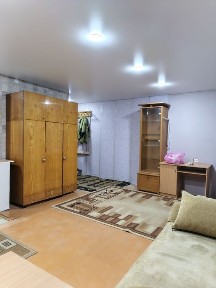 Сдаётся однокомнатная квартира студия, восток, возле парка