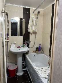 Продам квартиру 3-х комнатную