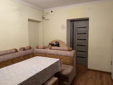 Үй сатылады, Сарыағаш қ Омаров көшесі 7