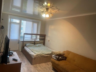 Помесячно двухкомнатная в центре