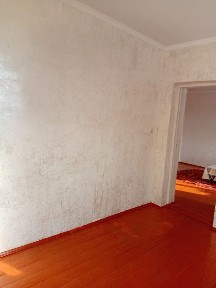 Сдаётся двухкомнатный дом на длительный срок. Дом в хорошем состоянии