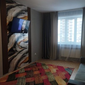 Посуточно, понедель сдам 2 комнатную квартиру Новостройка р-н Жас Оркен