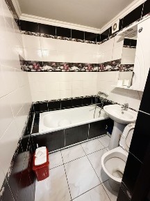 Сдается на длительный срок 1 комнатная квартира.