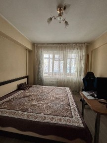 Продам квартиру 3-х комнатную