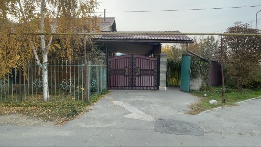 Дом в мкрн Карасу - 4 комнаты - 130 м2 - 10 соток