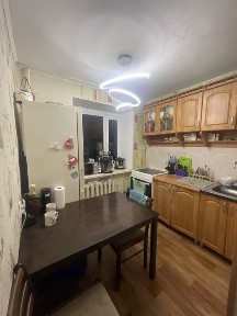 Продам квартиру 3-х комнатную Центр города