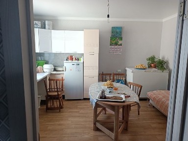 Продам или обменяю на 2х комнатную квартиру с вашей доплатойдва дома н