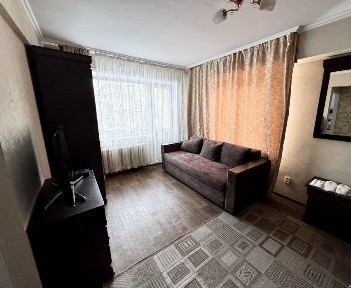 Сдам 1,5 в районе центрального рынка