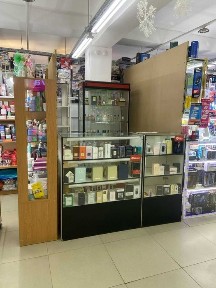 СРОЧНО бутик 4 кв. в ТЦ 