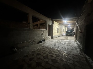 Продам дом в центре золотой квадрат срочно