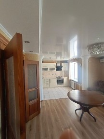 Продам уютную 4 комнатную квартиру р-н 17 школы.