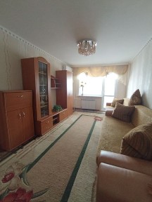 Продам квартиру 3 комнатную 31 кварта. Проспект Абая К. дом 72