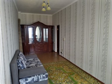 12мкр, Бөгенбай батыр 32,квартира жалға беріледі