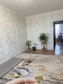 Продам 3 х комн квартиру 11 мкр 23 д