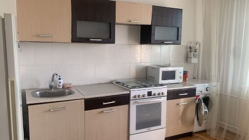 Сдаётся 2 комнатная в Каратале!