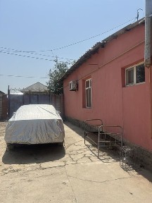 Продается дом с участком