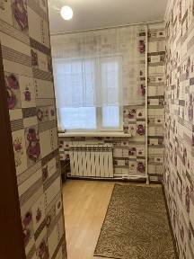 Продам 1 комнатную квартиру. Удобна под офис !