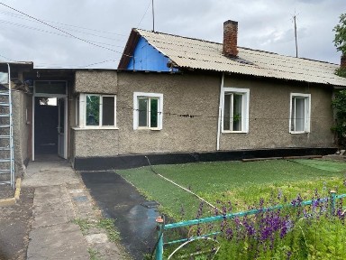 Продаётся дом находится в посёлке аварийный
