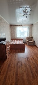 1 ком квартира 180000+ ком услуги