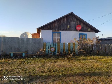 Дачный дом с баней и хоз постройками