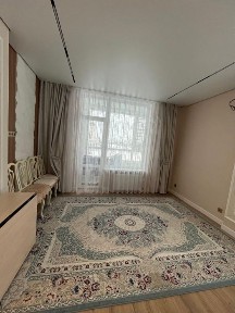 Сдам квартиру (район экспо) 3 комнтаная студия 72 квадрата