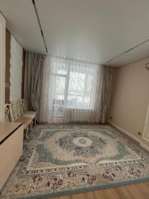 Сдам квартиру (район экспо) 3 комнтаная студия 72 квадрата