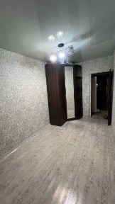 Продам 3 комнатую квартиру в центре
