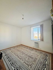 2 ком. кв в центре НурАктобе 1 мкр. Окна на 2 стороны