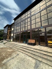 Продается 2 х комнатная новостройка 77 кв. м.