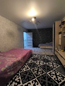 Продается: 1 комнатная квартира, в МКР Юбилейный, 47, на 3/5