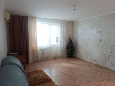 Продам 4-х комнатную квартиру г. Лисаковск, 6 м-он, 20 дом, на 4 эта