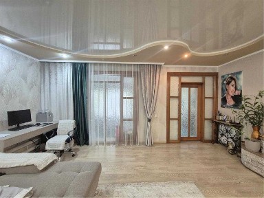 Продам 4 комн двухуровневый коттедж на 9 а мкр