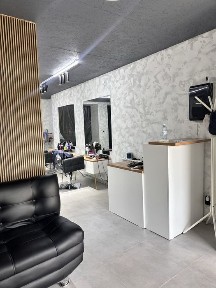 Сдам в аренду мастеру маникюра и парикмахеру