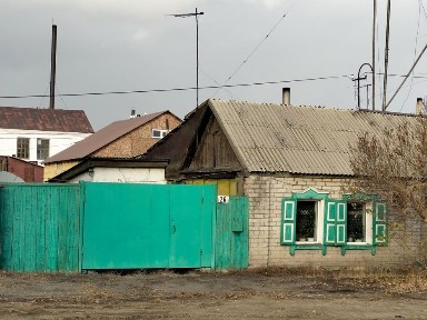 Продам дом в центре города.