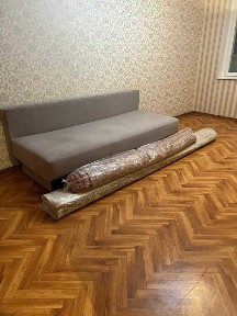 Сдается трехкомнатная квартира 12мкр 3дом