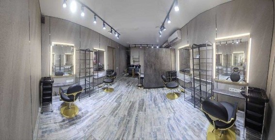 Сдается парикмахерский зал на 4 кресла