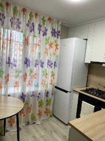 Сдам 2-х ком квартиру, 16 мкрн, 170 000 + ком услуги!