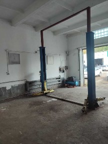 Сдам в аренду бокс с подъемником