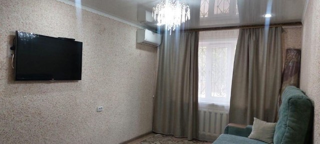 Сдаётся 2 комнатная квартира на длительный срок, 17 квартал, мкр 