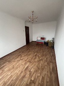 Однокомнатная квартира в городе Текели, не угловая. Теплая, чистая.