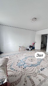 Жилой дом с сараем