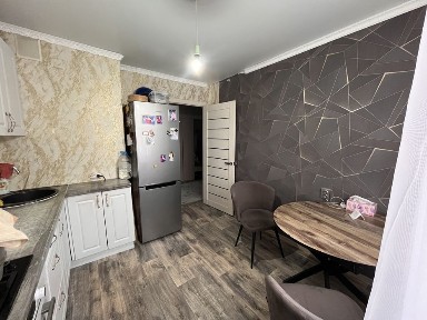 Продам 2 комнатную квартиру