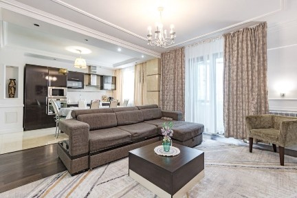 3 ком возле Хан Шатыр. ЖК Лазурный Квартал