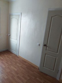 Сдам современную времянку 1 комнатную Кутузова Донецкая во дворе част