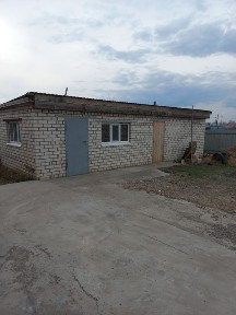 Продаётся по ул. Бурлинский 19/1